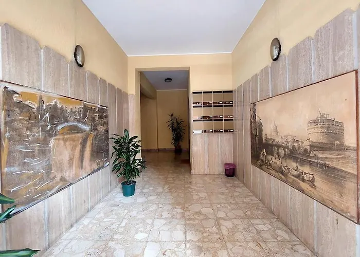 Appartement Relax With 2 Balconies - 2 Bedroom Flat, 3rd Floor With Lift, High Comfort, Quite, A Walk From Urban Train Station Gemelli And Metro A Stops Battistini & Cornelia Connecting To Center In 20 Minutes, 2 Steps From Bus Stop, Cycle Path, Groceries